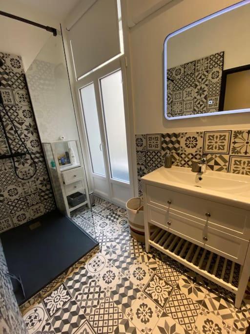 Appartement Paul Riquet Avec Place De Parking Beziers Luaran gambar